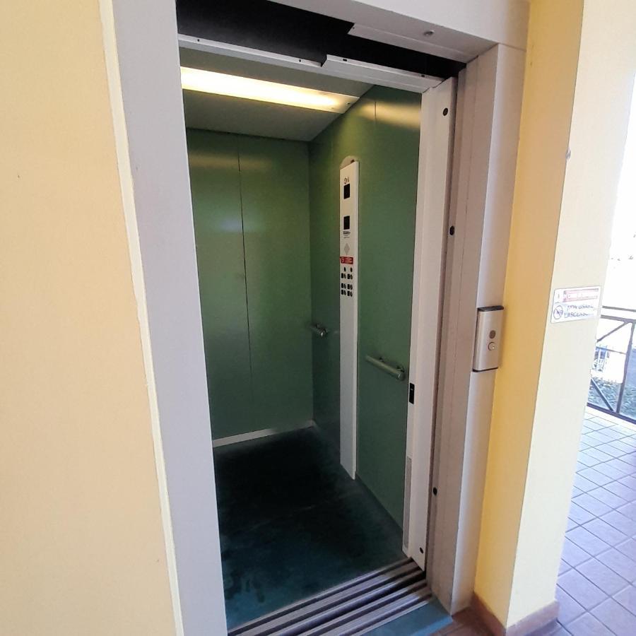 Garda Felice Lägenhet Desenzano del Garda Exteriör bild