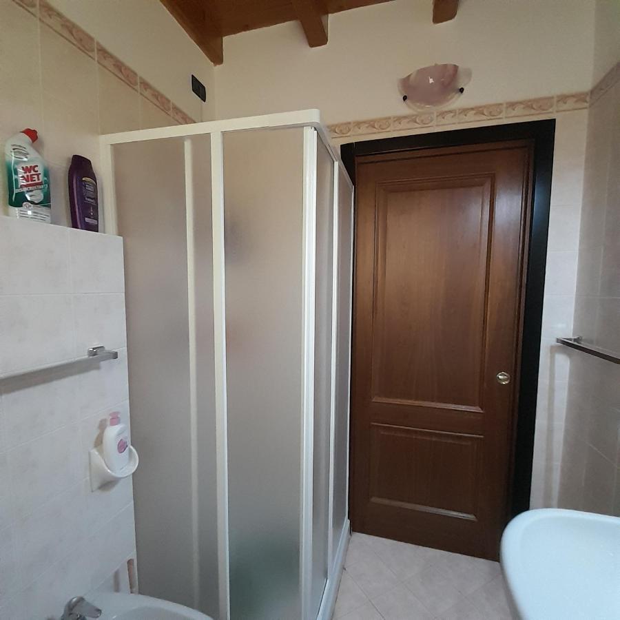 Garda Felice Lägenhet Desenzano del Garda Exteriör bild