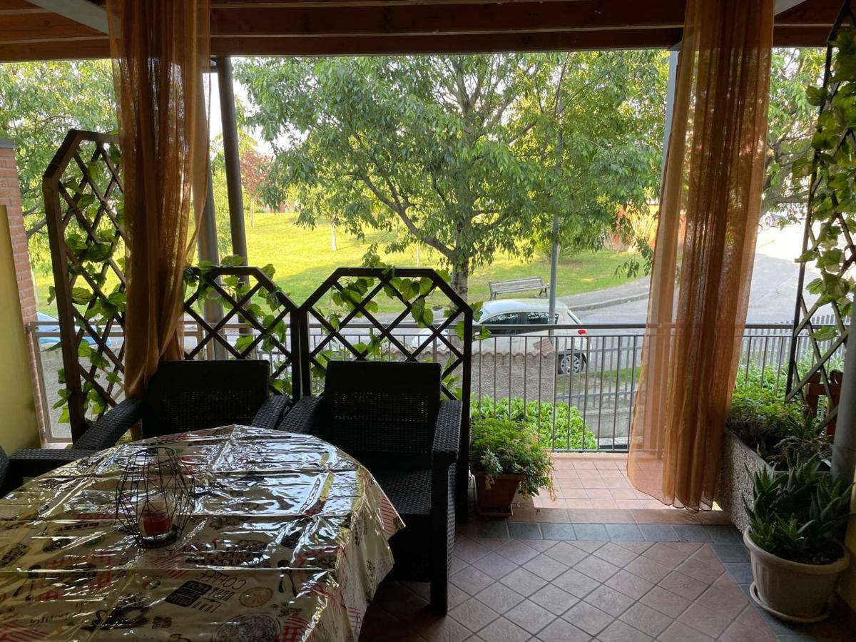 Garda Felice Lägenhet Desenzano del Garda Exteriör bild